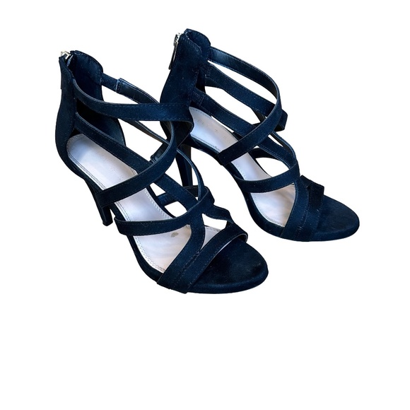 Kelly & Katie Black Strappy Heels - Picture 1 of 16